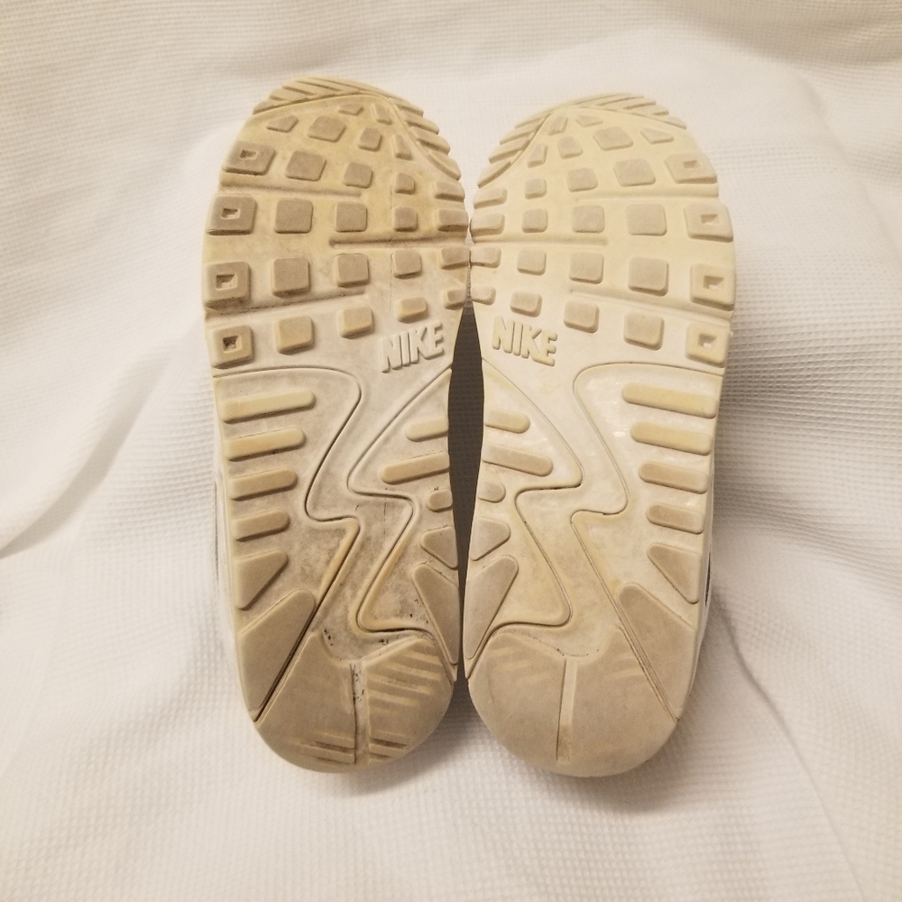 Nike Air Max - Picture 2 of 7